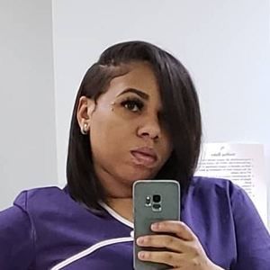 Meet your Posher, Michele